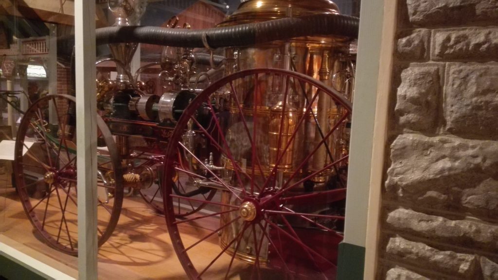 An early steam fire engine