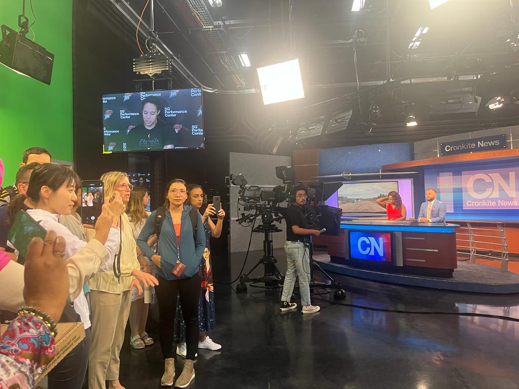 SUSI Scholars in the observation area of the Cronkite News studios